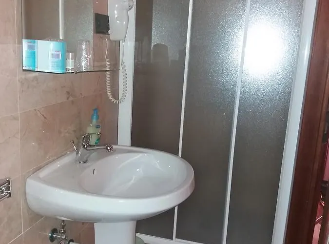 Il Castelletto Otel 2*